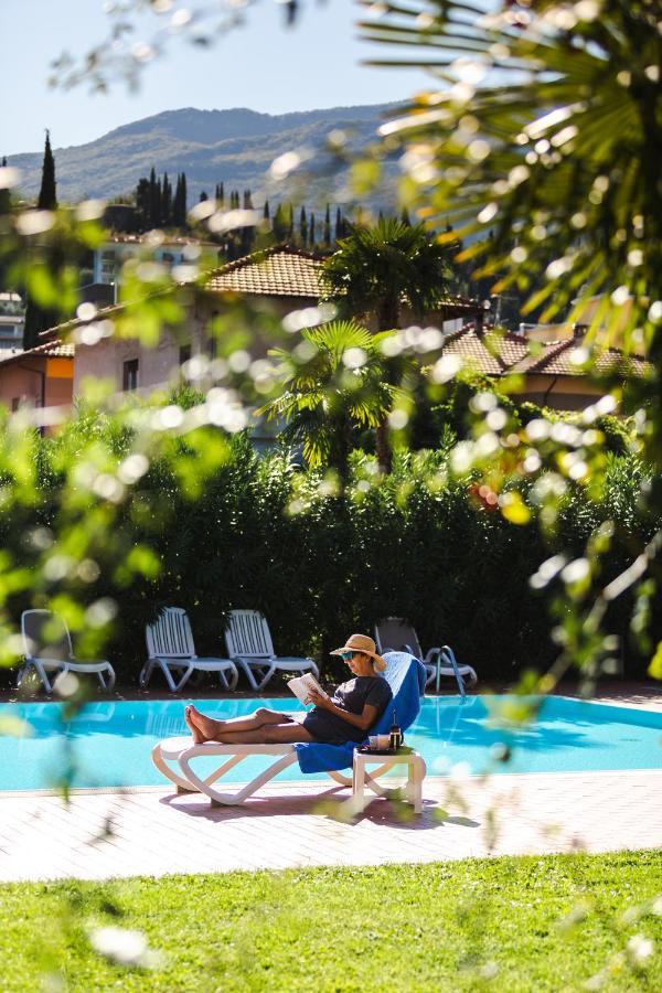 ריבה דל גארדה Brione Green Resort מראה חיצוני תמונה